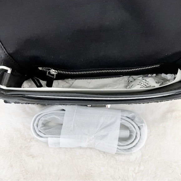 MARC JACOBS Black Sequin The Sequin J Bag - Picture 13 of 15